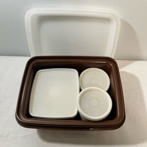 Vintage Tupperware Pack N Carry lunch box set, model #1254, in brown and beige.